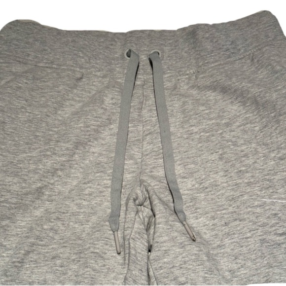 Women’s Victoria Secret Sport Sweatpants - Picture 3 of 5
